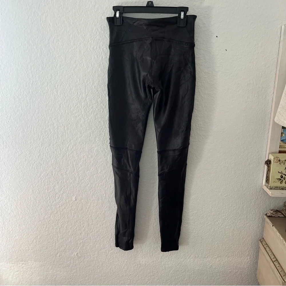 Spanx Faux Leather Moto Leggings Black Size Small - Picture 6 of 11